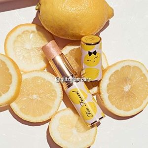 🍋Too Faced Tutti Frutti Frosted Fruits Highlighter Stick🍋